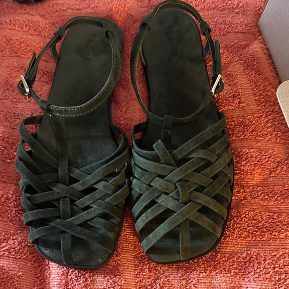 Women's olive green fisherman sandals. Suede. - Picture 3 of 8